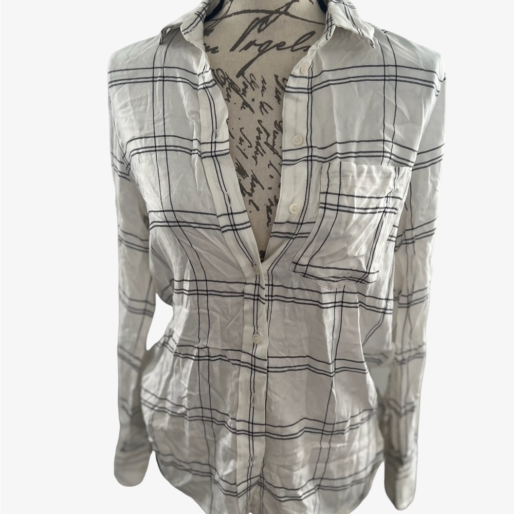 NWT H&M Button up shirt